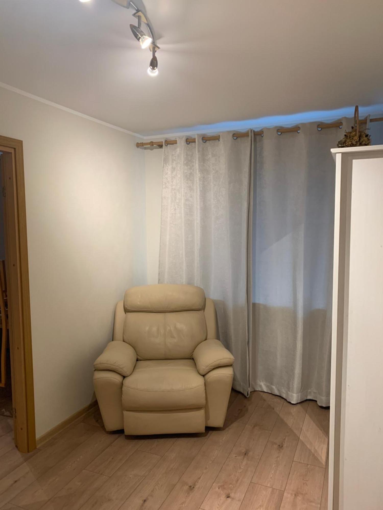 Dikol Two-Room Apartment-Self Check-In & Free Parking Near City Center Tallinn Bagian luar foto