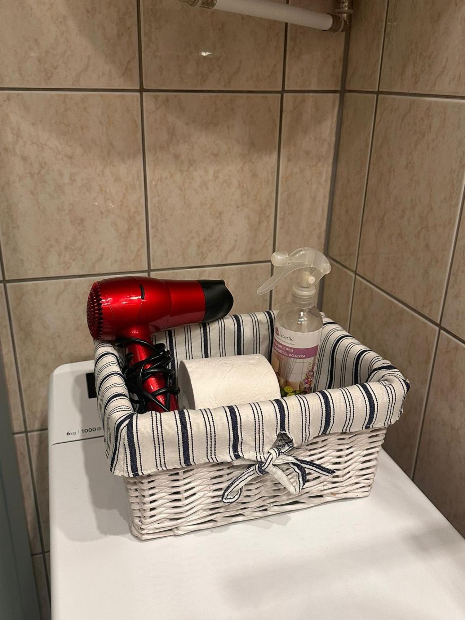 Dikol Two-Room Apartment-Self Check-In & Free Parking Near City Center Tallinn Bagian luar foto